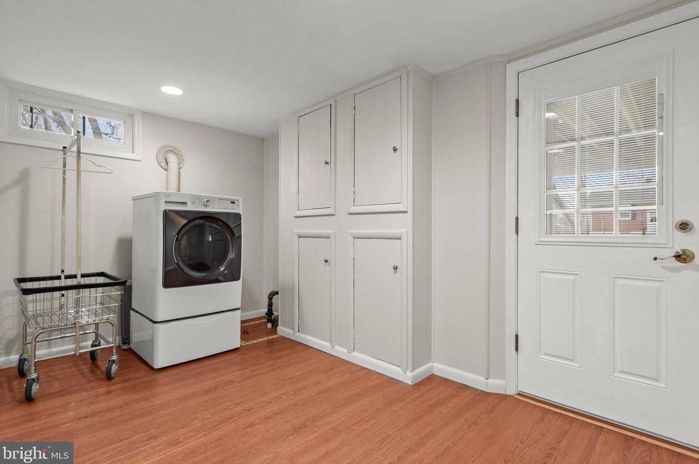 9134 Covered Bridge Rd, Baltimore MD  21234-2512 exterior