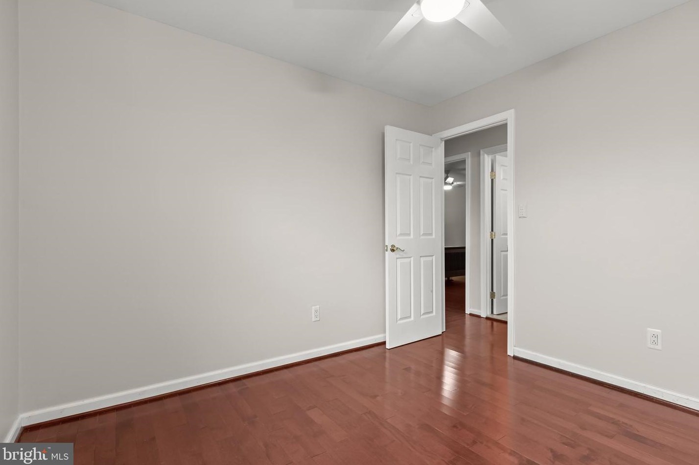 9134 Covered Bridge Rd, Baltimore MD  21234-2512 exterior