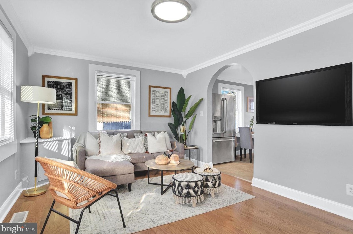 13 Riverside Rd, Baltimore, MD 21221-7038