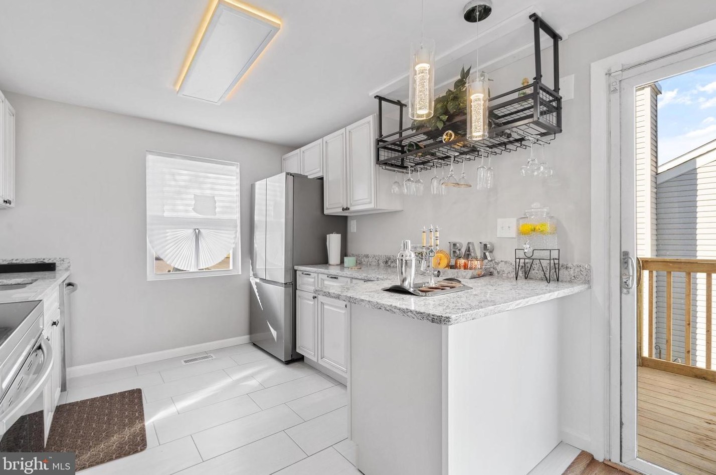 17 Galahad Ct, Baltimore MD  21237-4517 exterior