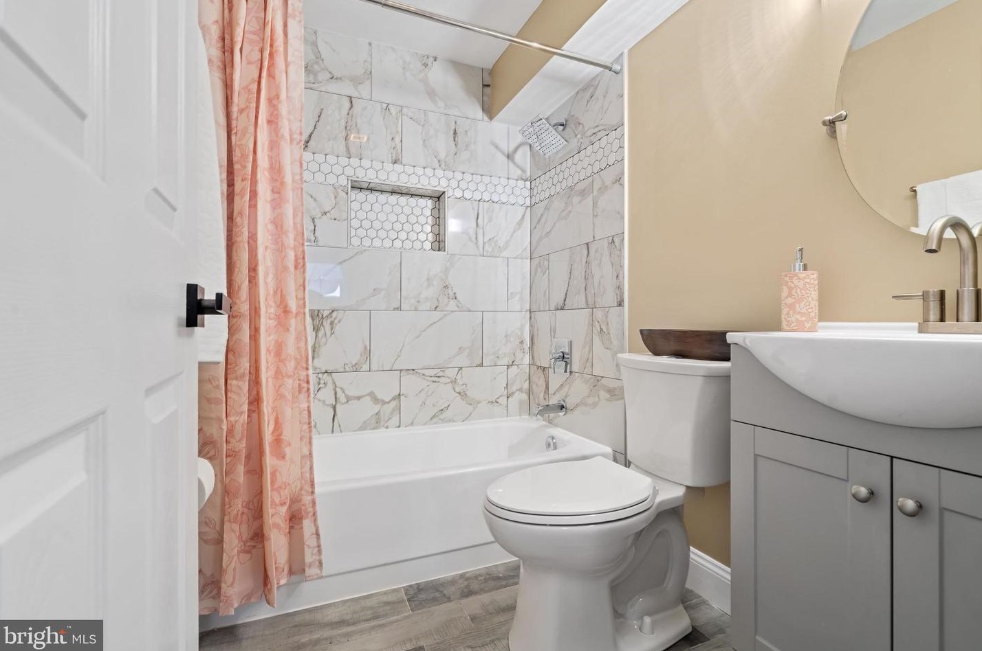 17 Galahad Ct, Baltimore MD  21228 exterior