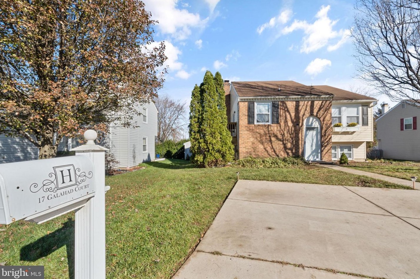 17 Galahad Ct, Baltimore MD  21228 exterior