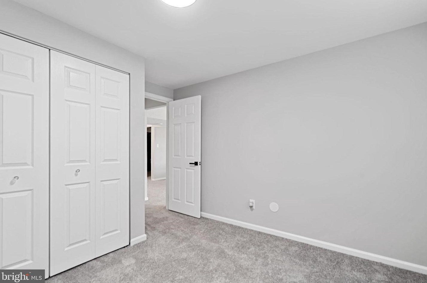 17 Galahad Ct, Baltimore MD  21228 exterior