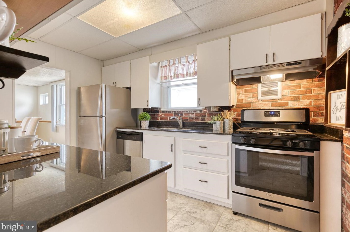 3433 Abbie Pl, Baltimore MD 21244-2912 exterior