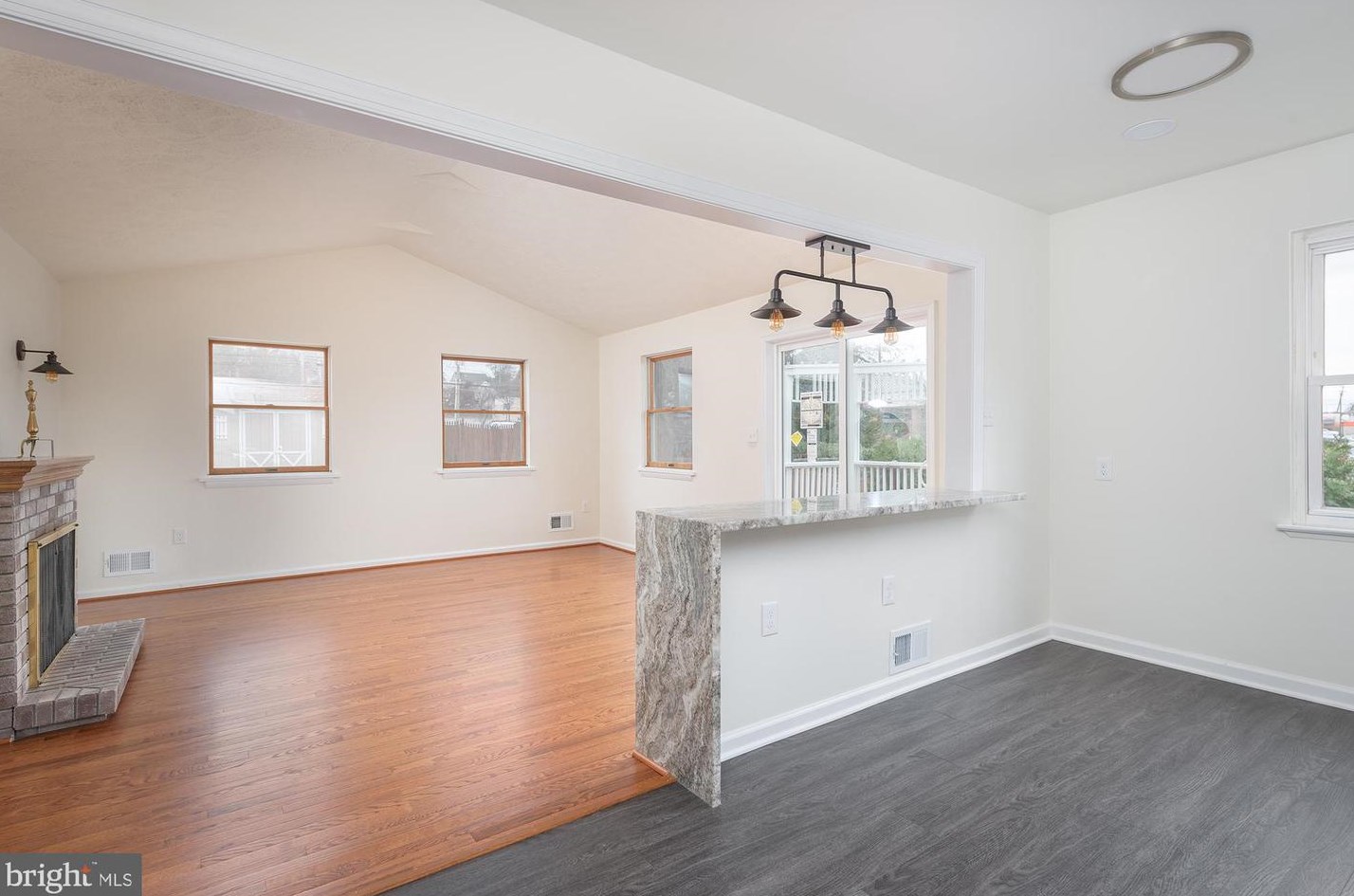 8602 Heathrow Rd, Baltimore MD  21236-2706 exterior