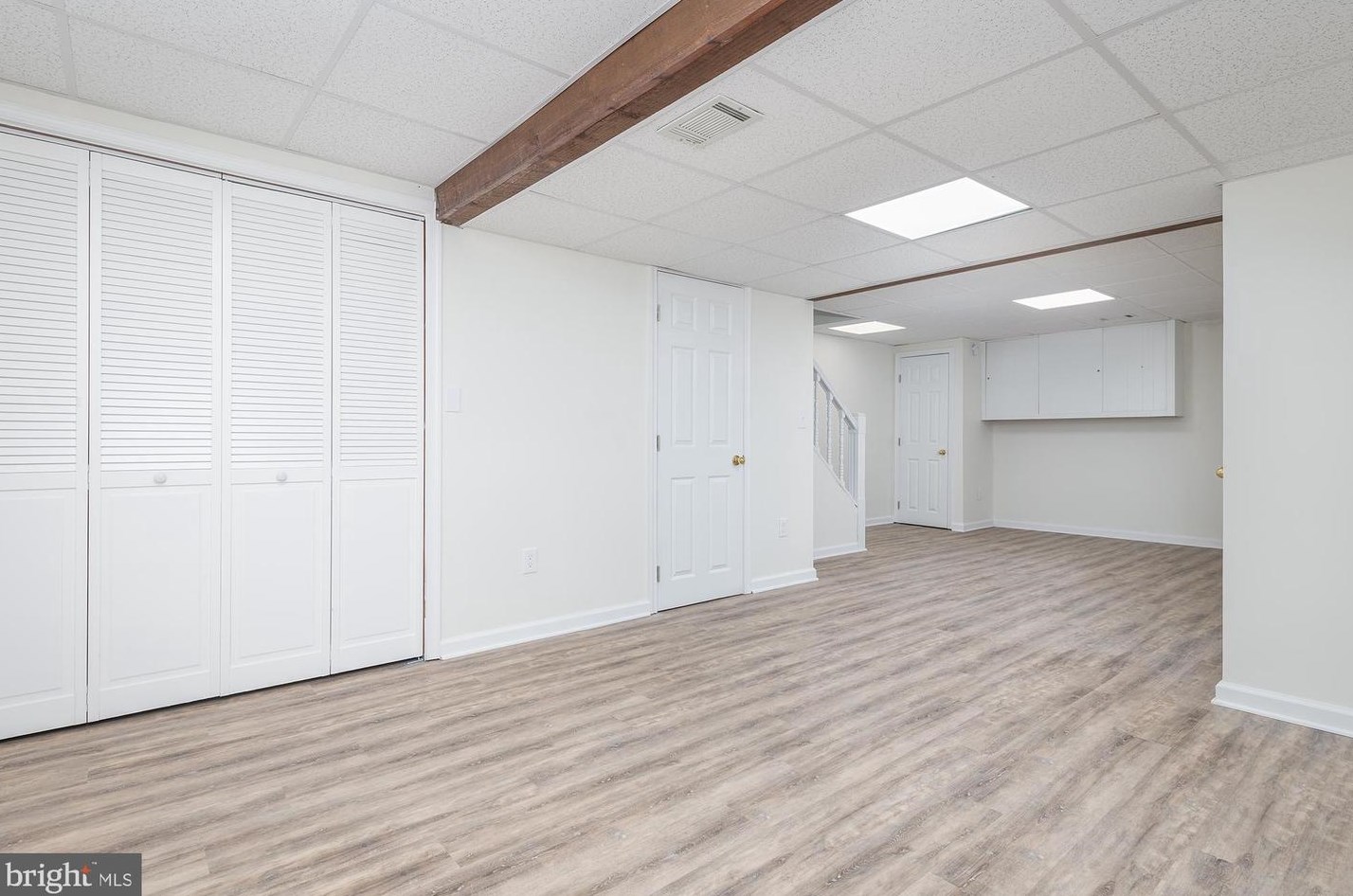 8602 Heathrow Rd, Baltimore MD  21236-2706 exterior