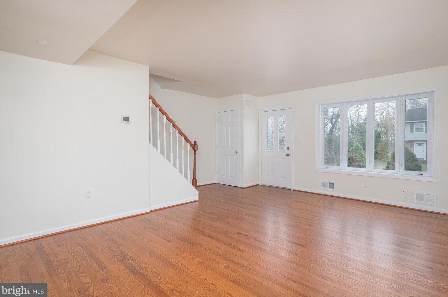 8602 Heathrow Rd, Baltimore MD  21236-2706 exterior