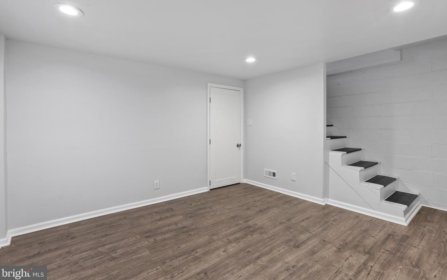 7317 Bridgewood Dr, Baltimore MD  21224-1914 exterior