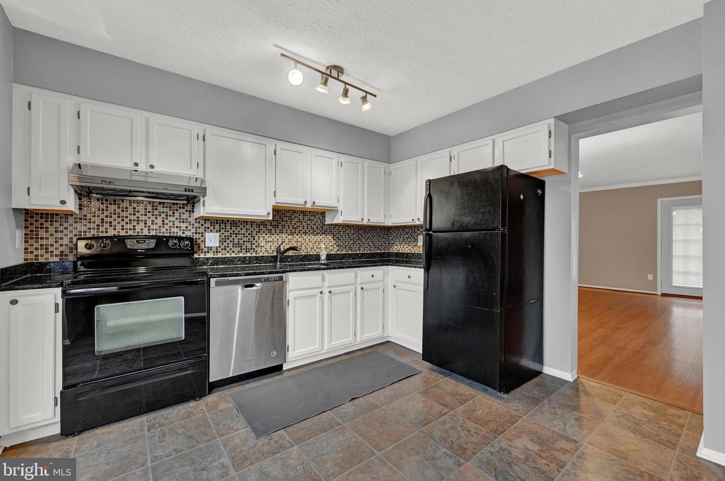 55 Stoneway Pl, Baltimore, MD 21236