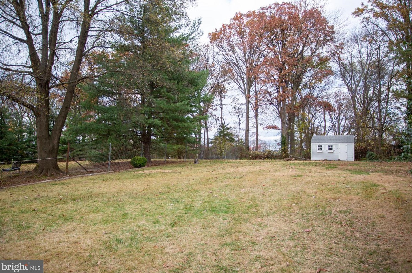334 Upperlanding Rd, Baltimore MD  21221-4815 exterior