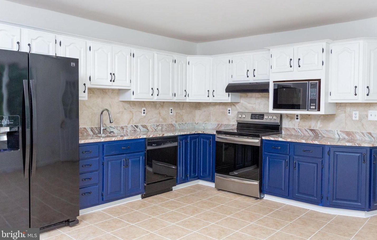 334 Upperlanding Rd, Baltimore MD  21221-4815 exterior