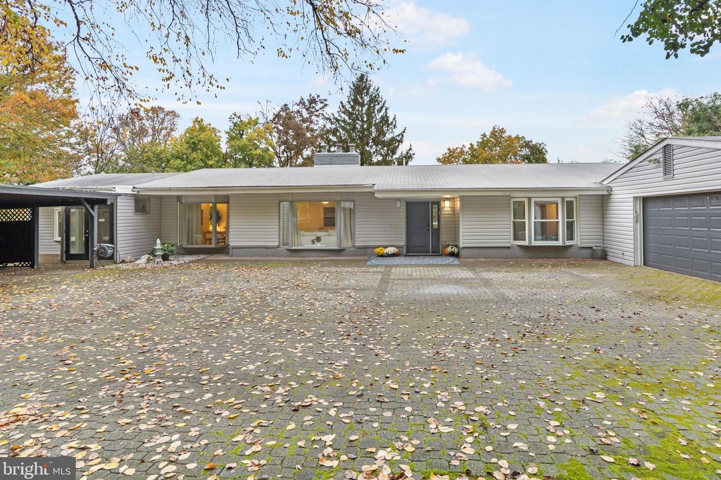 2728 Old Court Rd, Baltimore MD  21208-3415 exterior