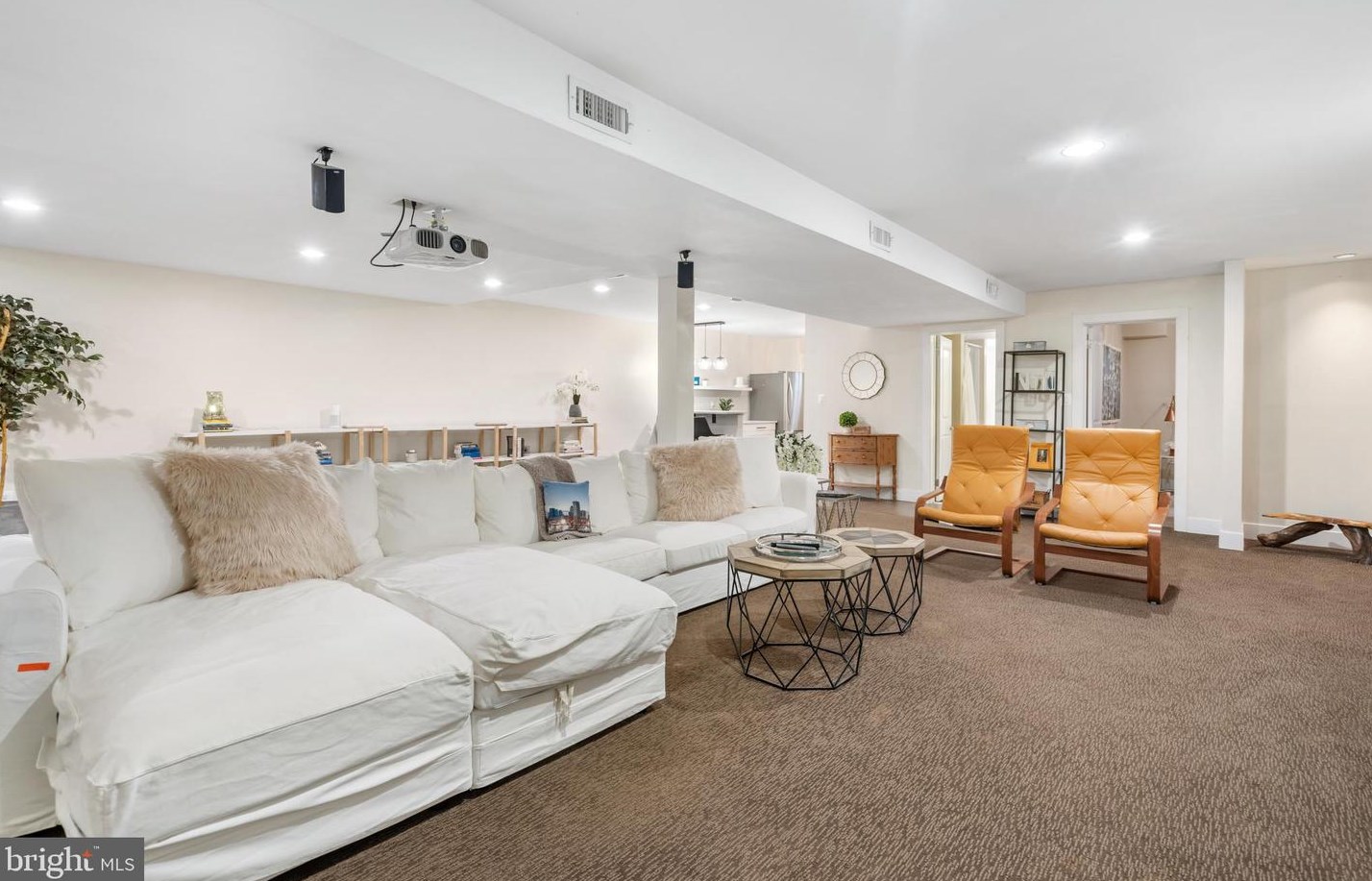 2728 Old Court Rd, Baltimore MD  21208-3415 exterior