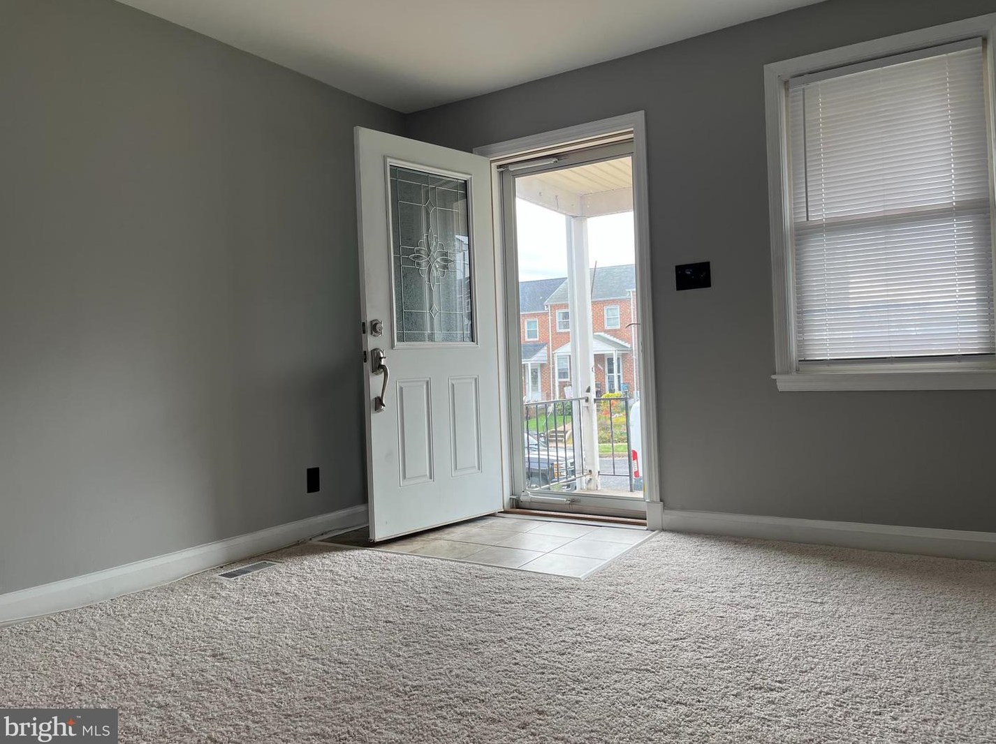 1112 Elm Rd, Baltimore, MD 21227-3936