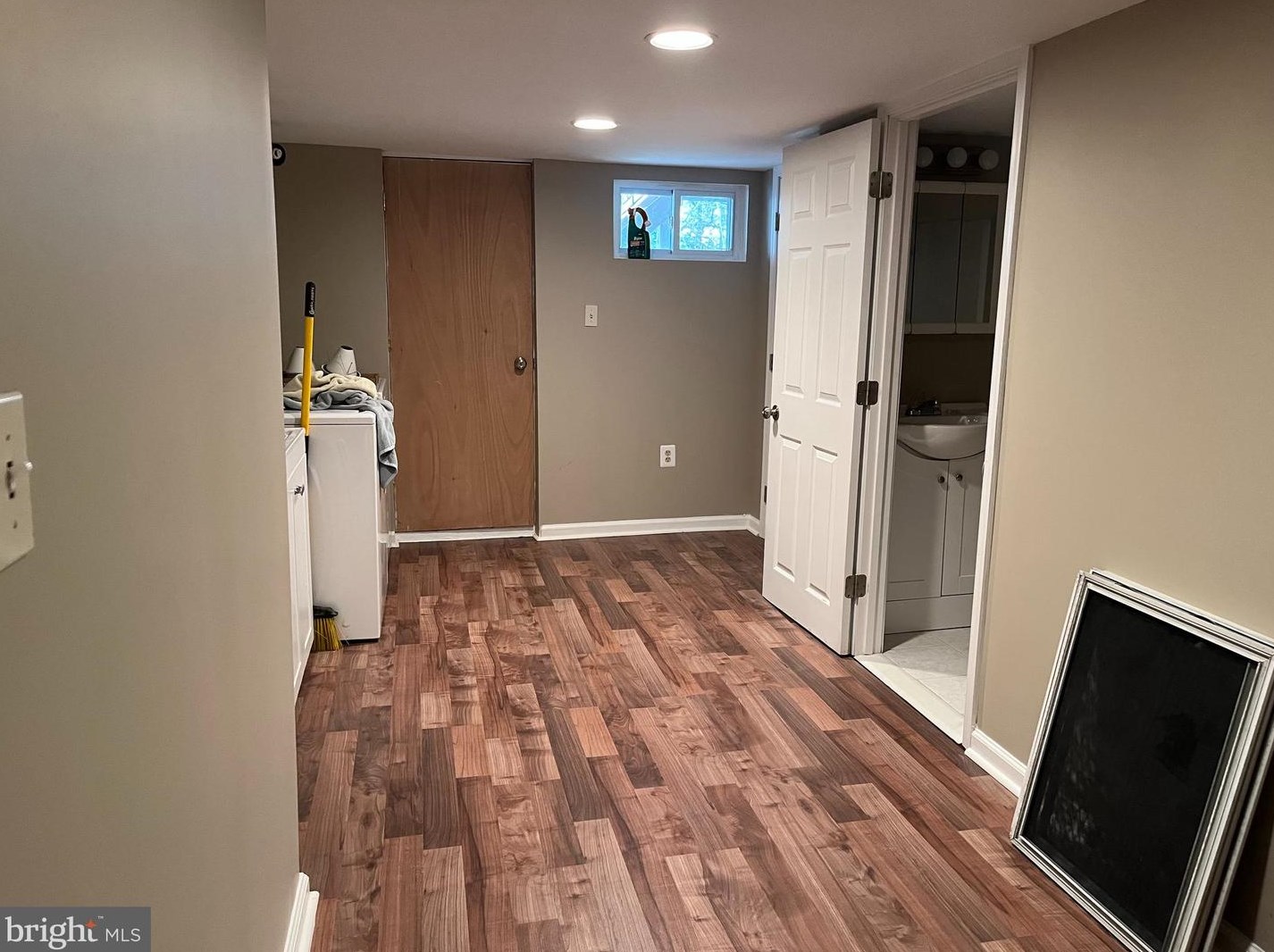 1112 Elm Rd, Baltimore MD  21227-3936 exterior
