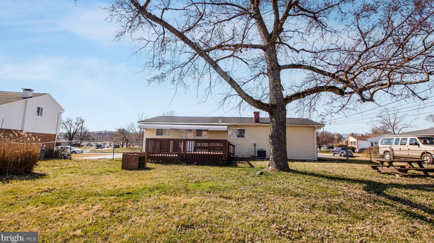 7444 Ricksway Rd, Baltimore, MD 21208-5719