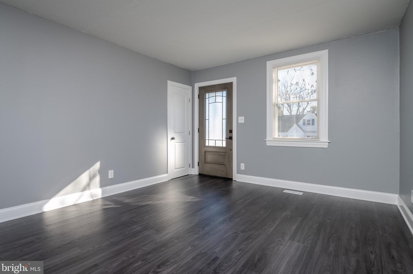 4318 Highview Ave, Baltimore MD  21229-5302 exterior