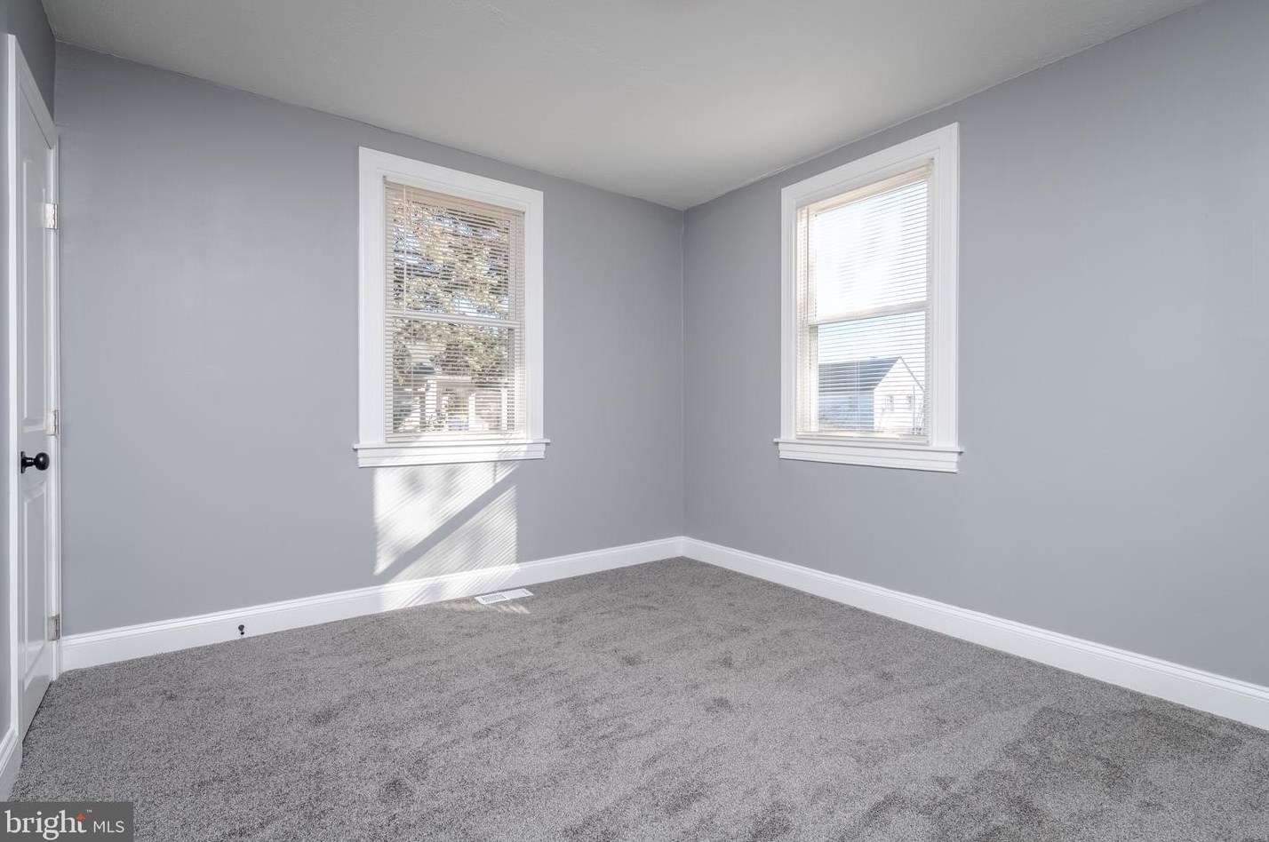 4318 Highview Ave, Baltimore MD  21229-5302 exterior