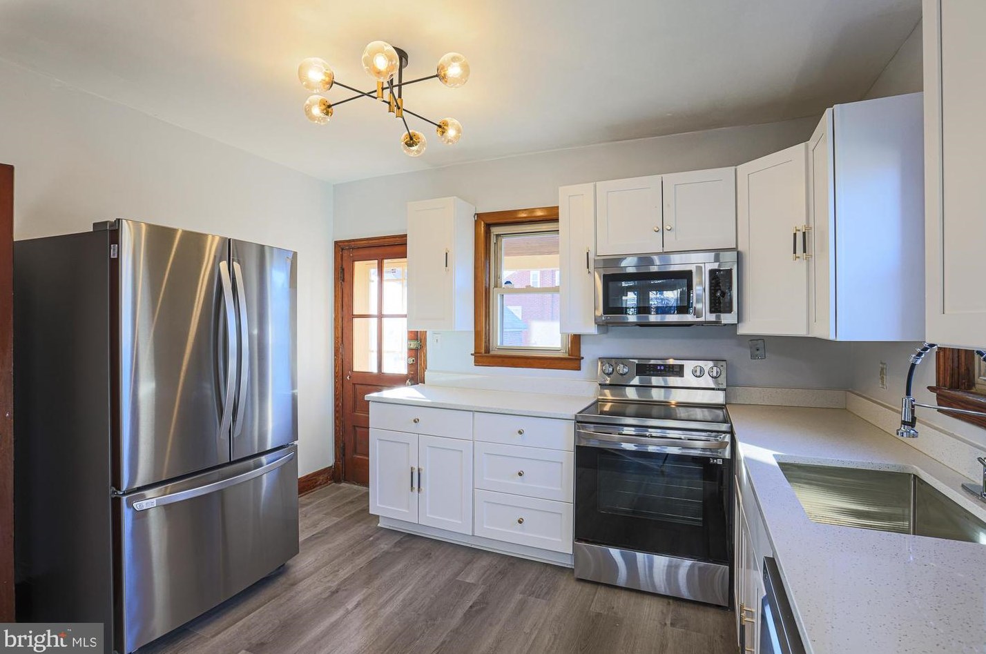 17 Liberty Pkwy, Baltimore MD  21222-3849 exterior