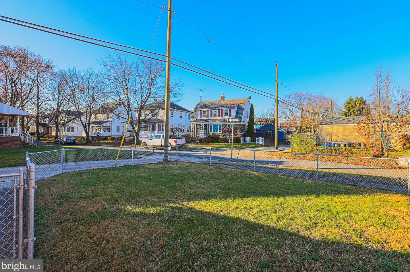 17 Liberty Pkwy, Baltimore MD  21222-3849 exterior