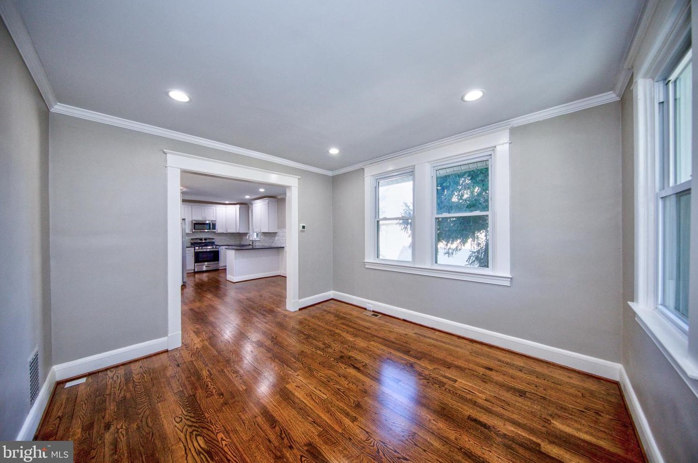 19 Glenmore Ave, Baltimore MD  21206-1325 exterior