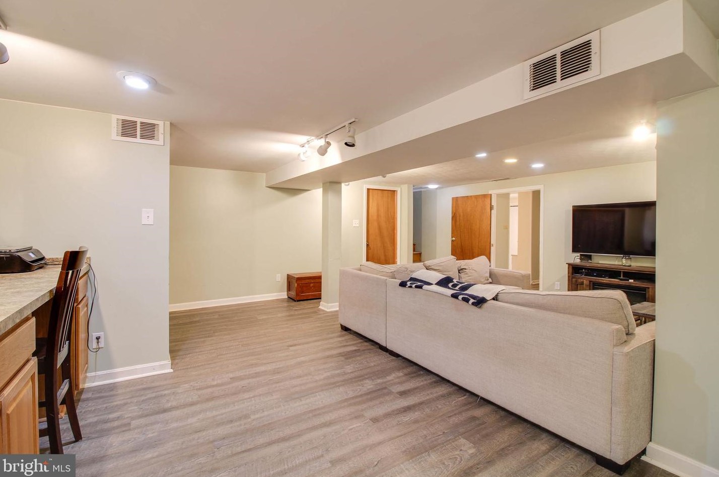 1912 Rockwell Ave, Baltimore MD  21228-4244 exterior