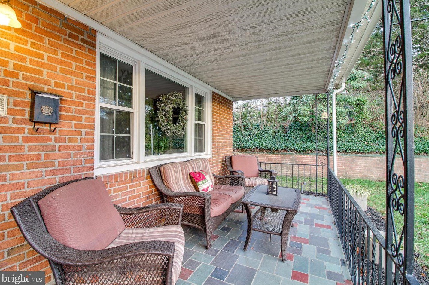 1912 Rockwell Ave, Baltimore MD  21228-4244 exterior