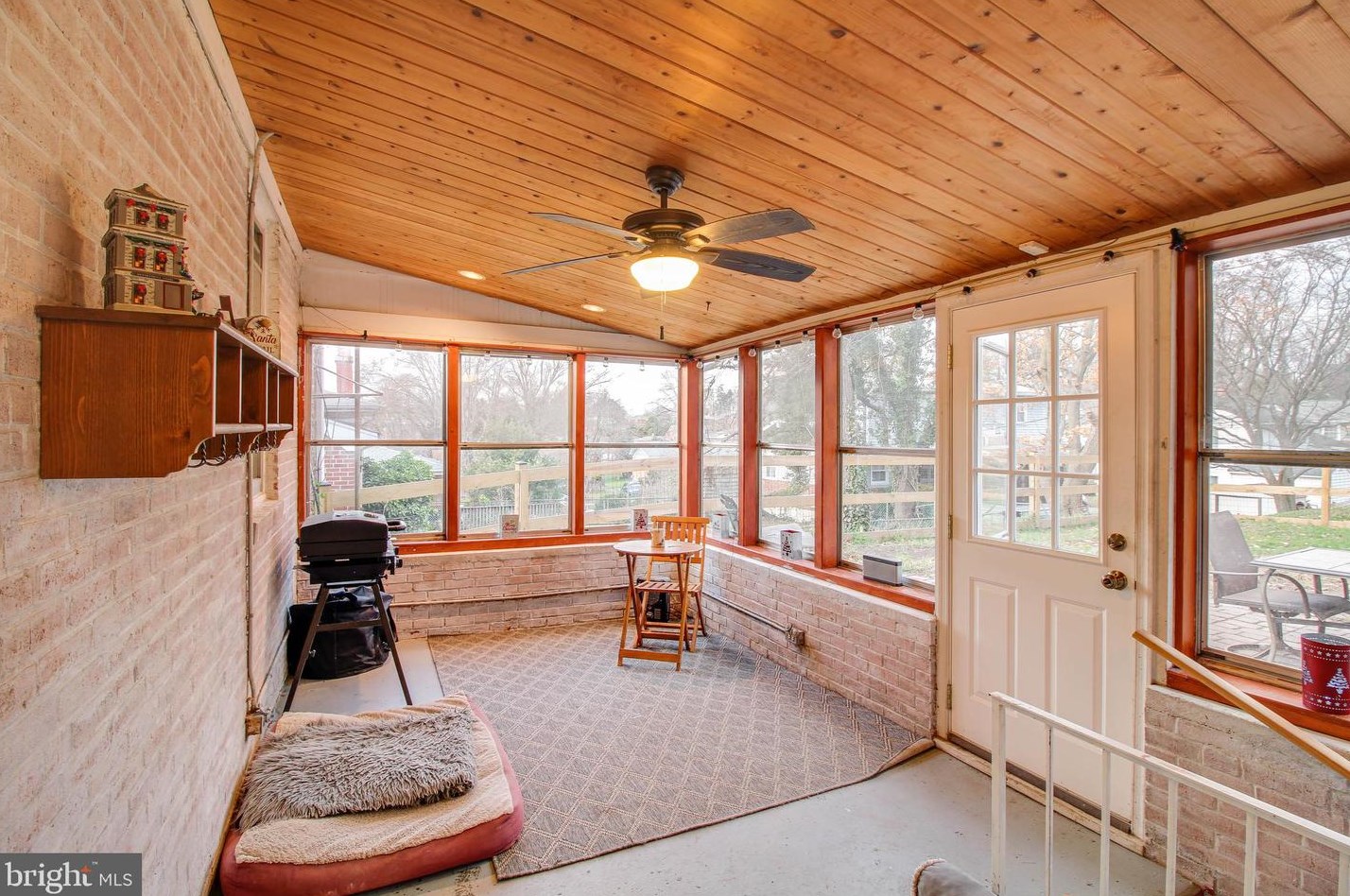 1912 Rockwell Ave, Baltimore MD  21228-4244 exterior