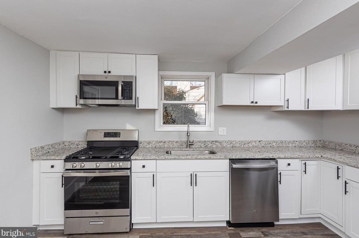 6513 Lehnert St, Baltimore MD  21207-4228 exterior