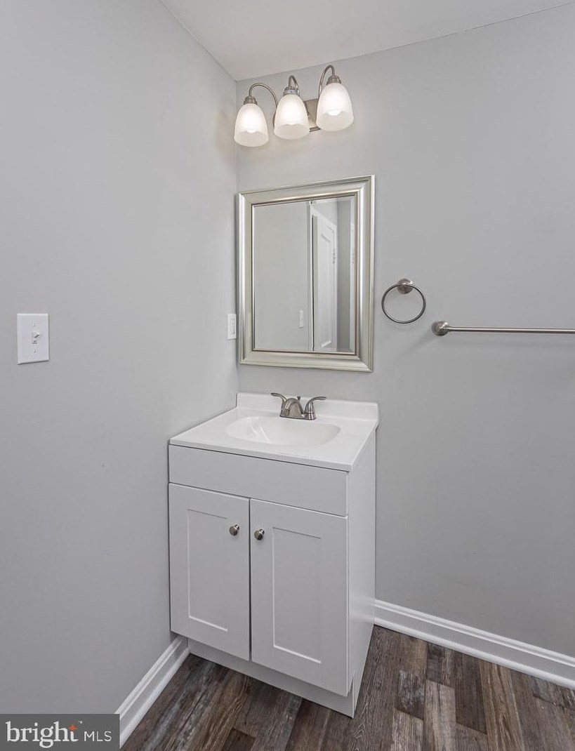 6513 Lehnert St, Baltimore MD  21207-4228 exterior