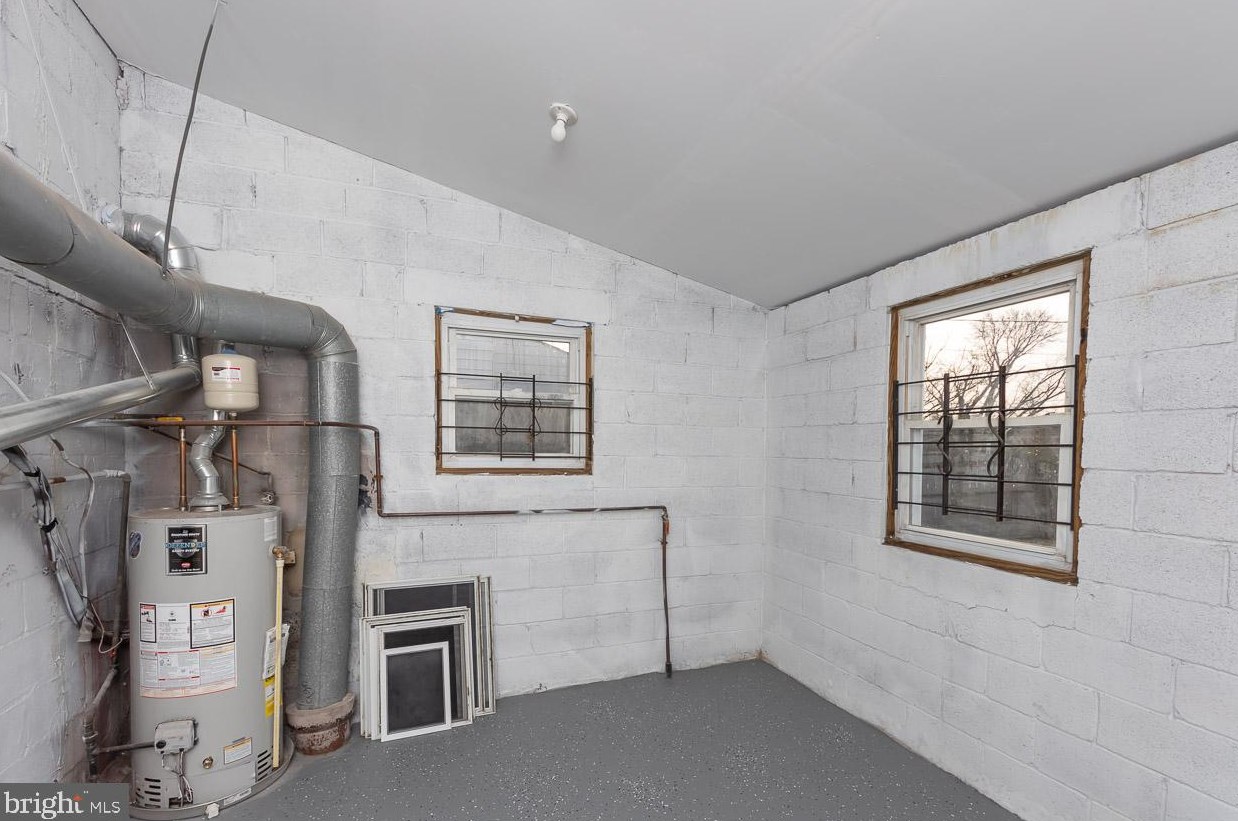 6513 Lehnert St, Baltimore MD  21207-4228 exterior