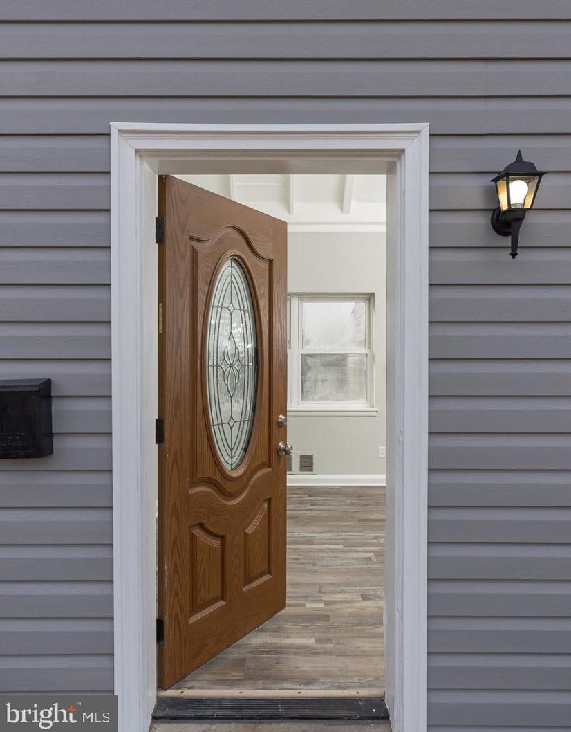 6513 Lehnert St, Baltimore MD  21207-4228 exterior