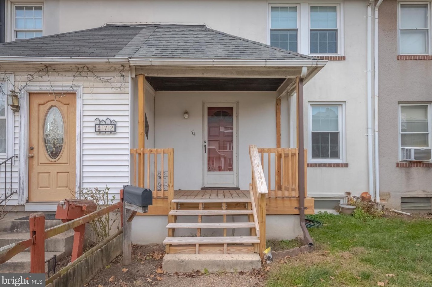 74 Admiral Blvd, Baltimore, MD 21222-3946