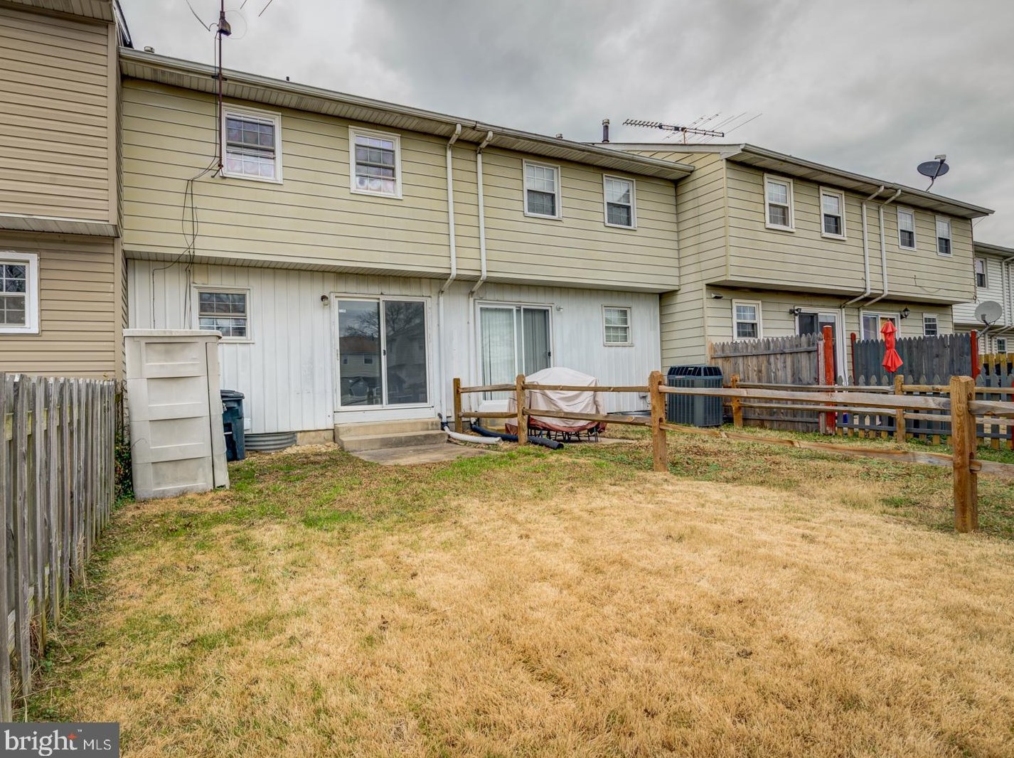 63 King Charles Cir, Baltimore MD  21237-4135 exterior