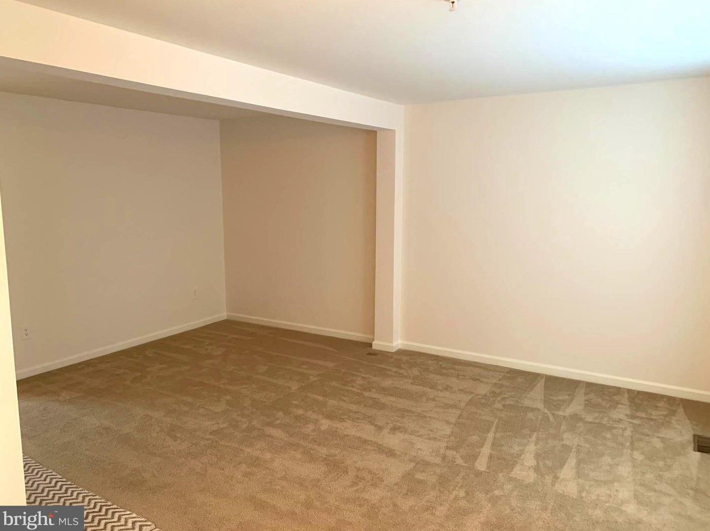 7329 Granite Woods Ct, Baltimore MD  21244-1655 exterior