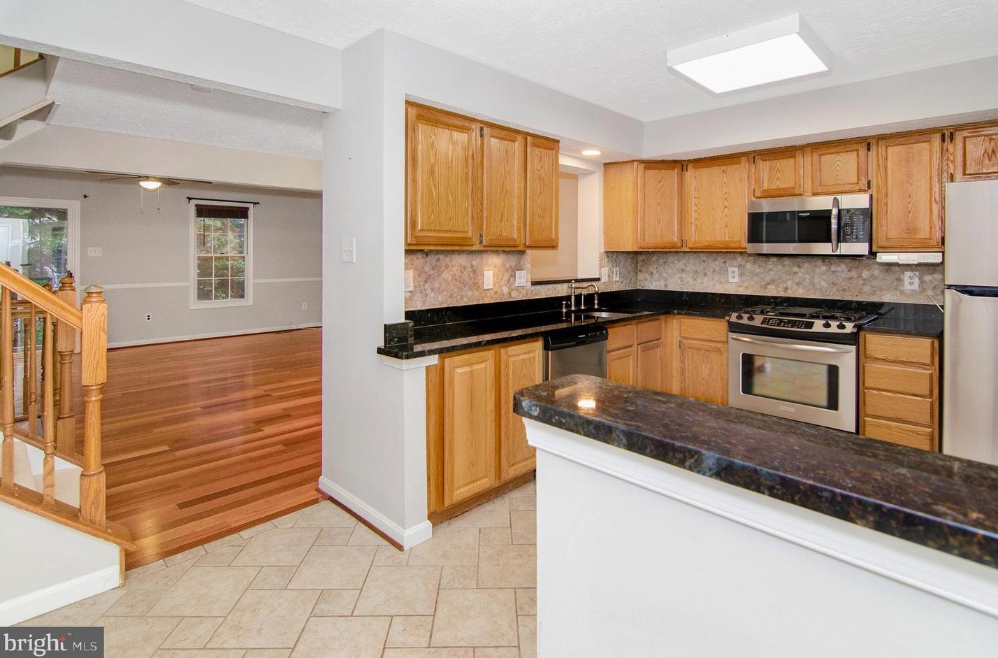 37 Cedarcone Ct, Baltimore, MD 21236