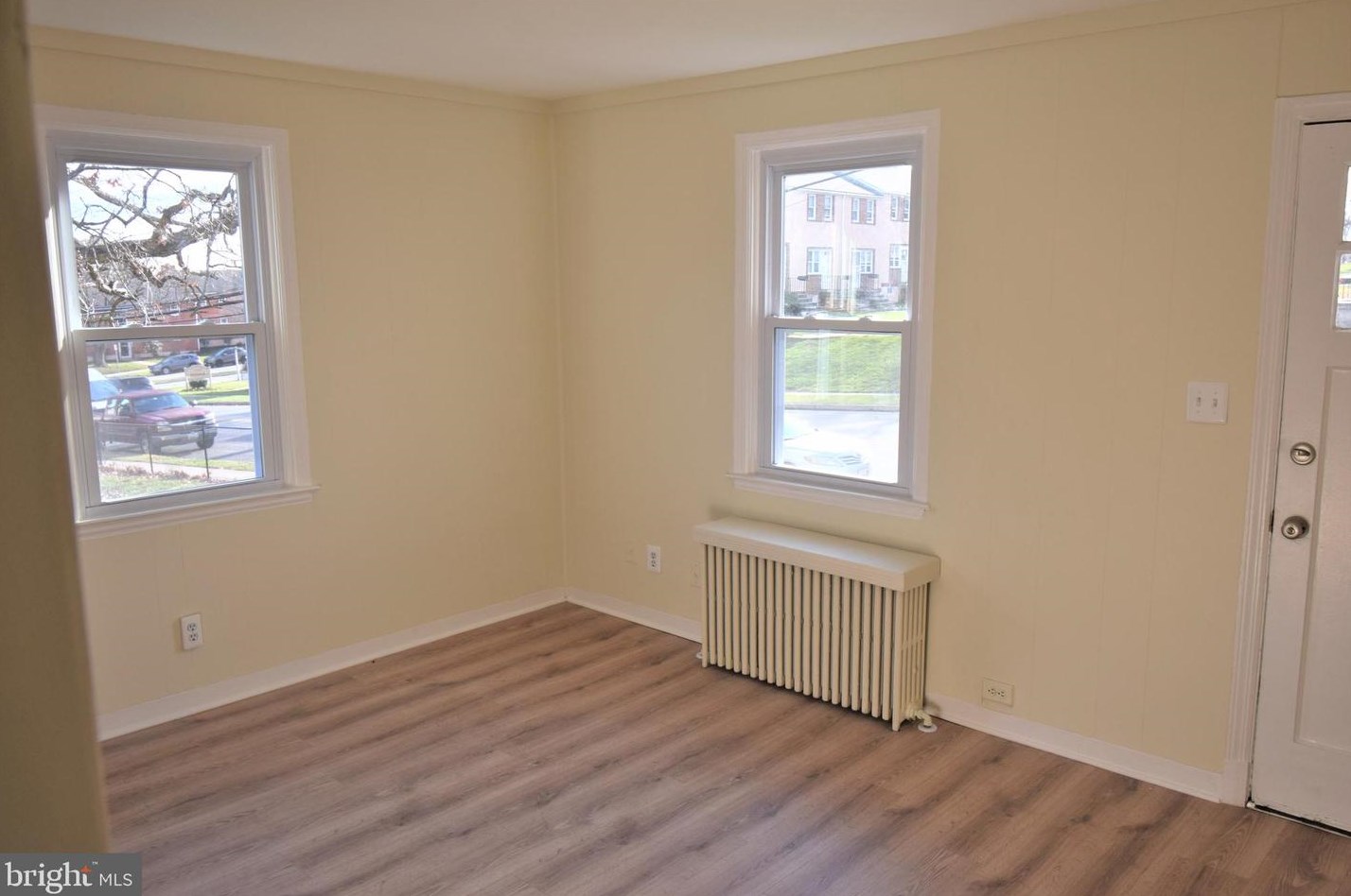 929 Maiden Choice Ln, Baltimore MD  21229-4840 exterior