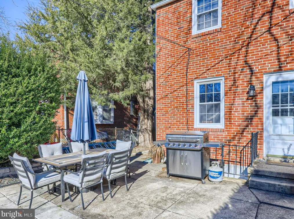 1621 Aberdeen Rd, Baltimore MD  21286-8126 exterior