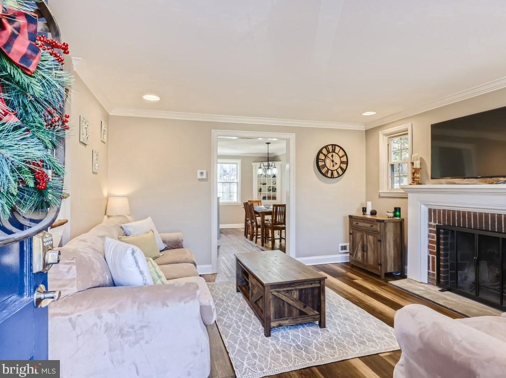 1621 Aberdeen Rd, Baltimore MD  21286-8126 exterior