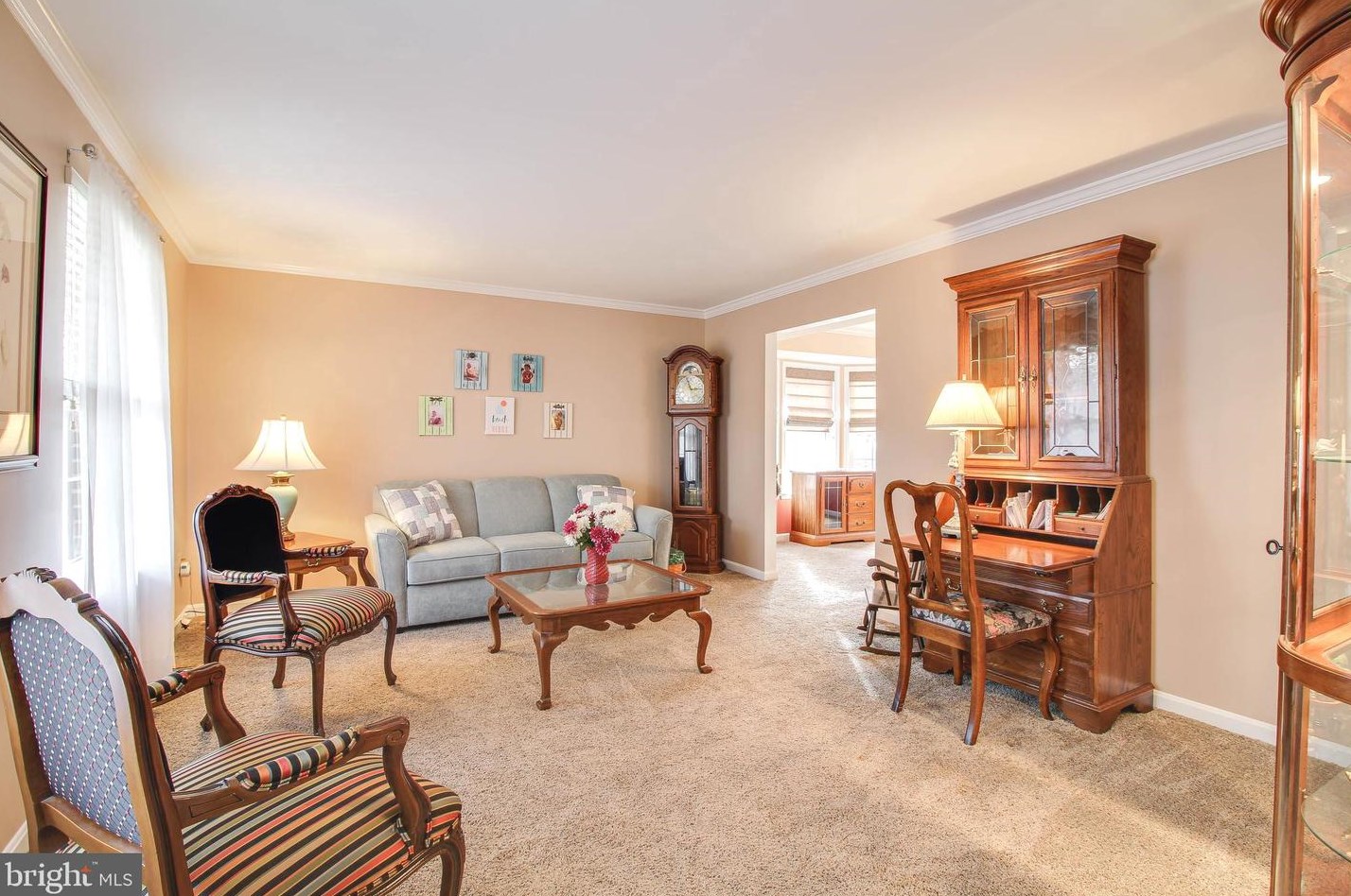 2204 Tall Pines Ct, Baltimore, MD 21228-4769