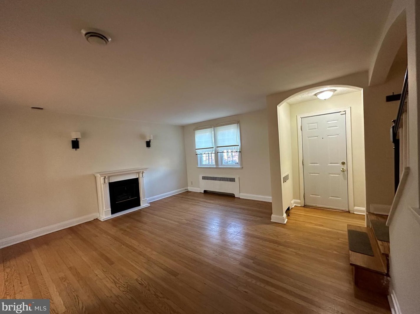 429 Academy Rd, Baltimore MD  21228-1811 exterior