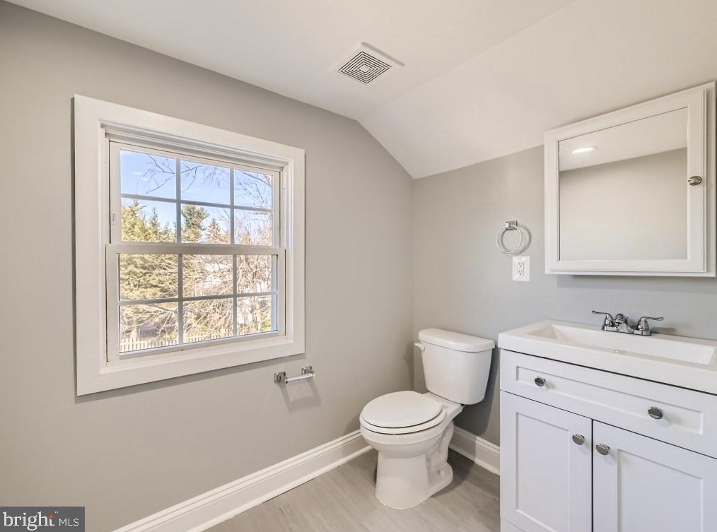 602 Windwood Rd, Baltimore MD  21212-2109 exterior