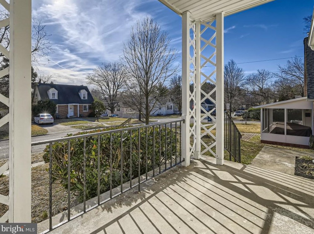 602 Windwood Rd, Baltimore MD  21212-2109 exterior