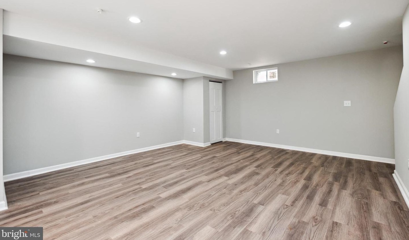2608 Gehb Ave, Baltimore, MD 21227-2010