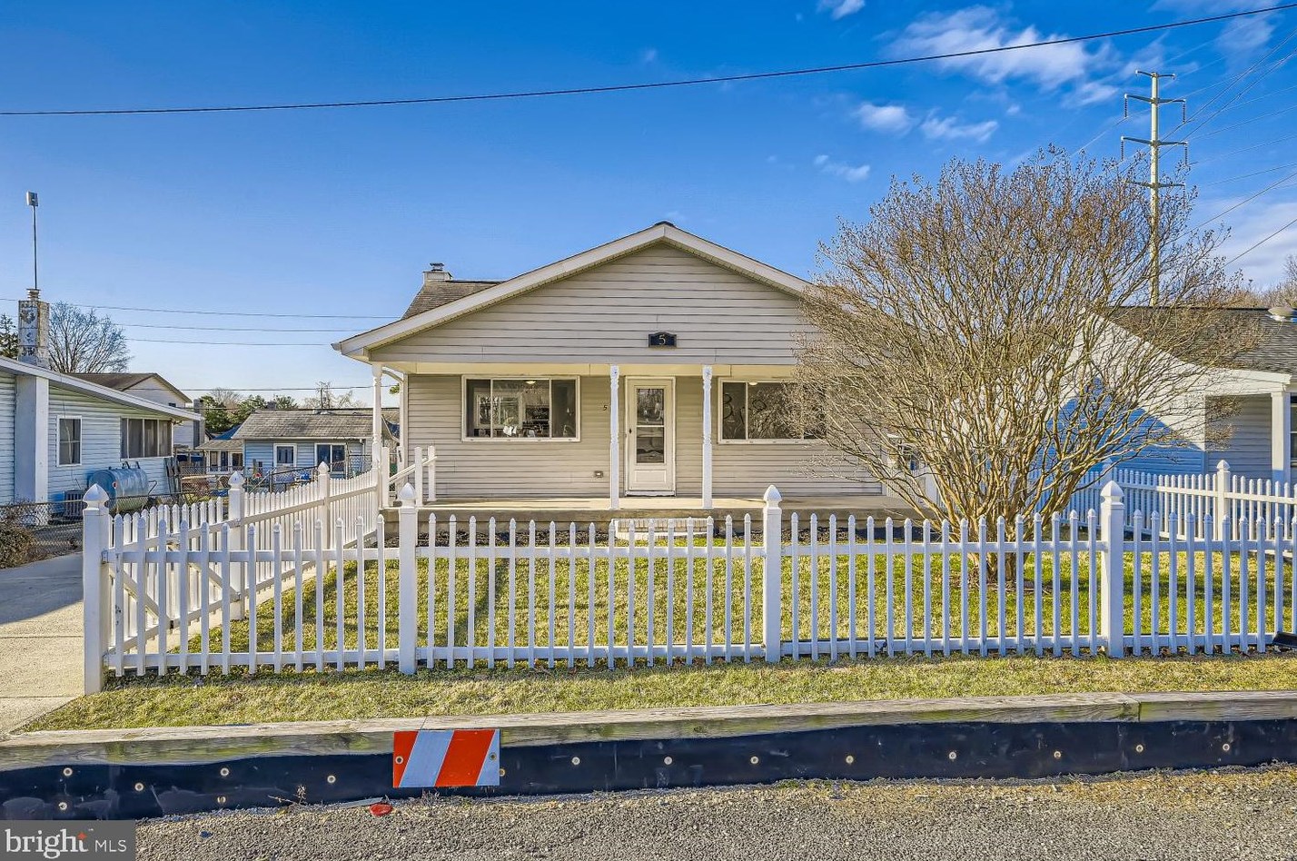 5 Nacelle Rd, Baltimore, MD 21220-2423