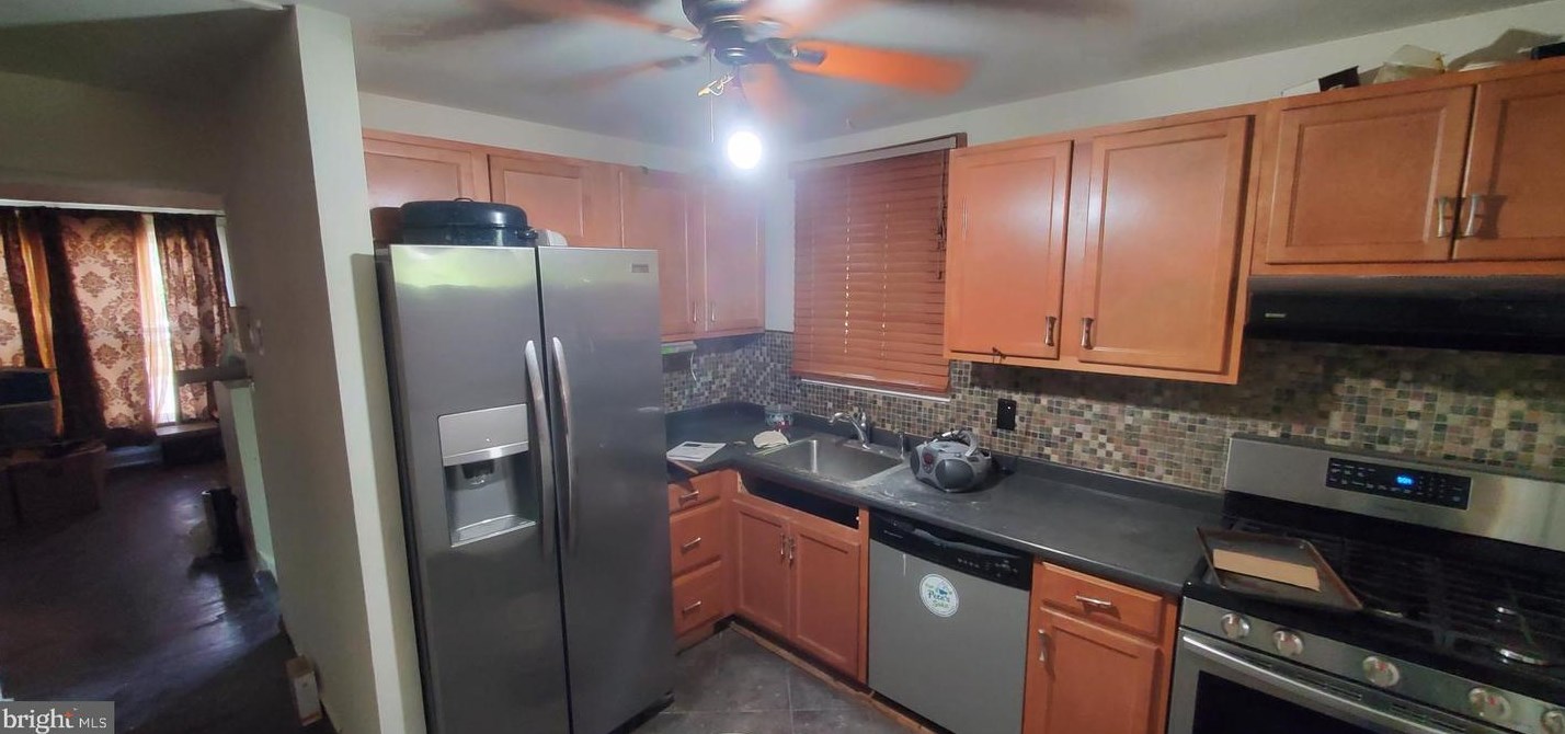 6626 Dalton Dr, Baltimore, MD 21207-6440