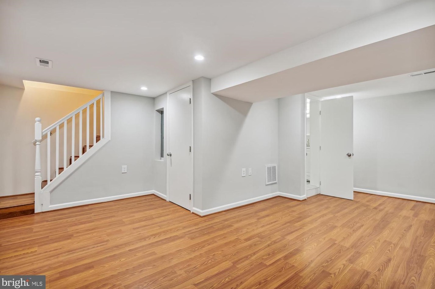 9 Dundalk Ave, Baltimore MD  21222-4222 exterior