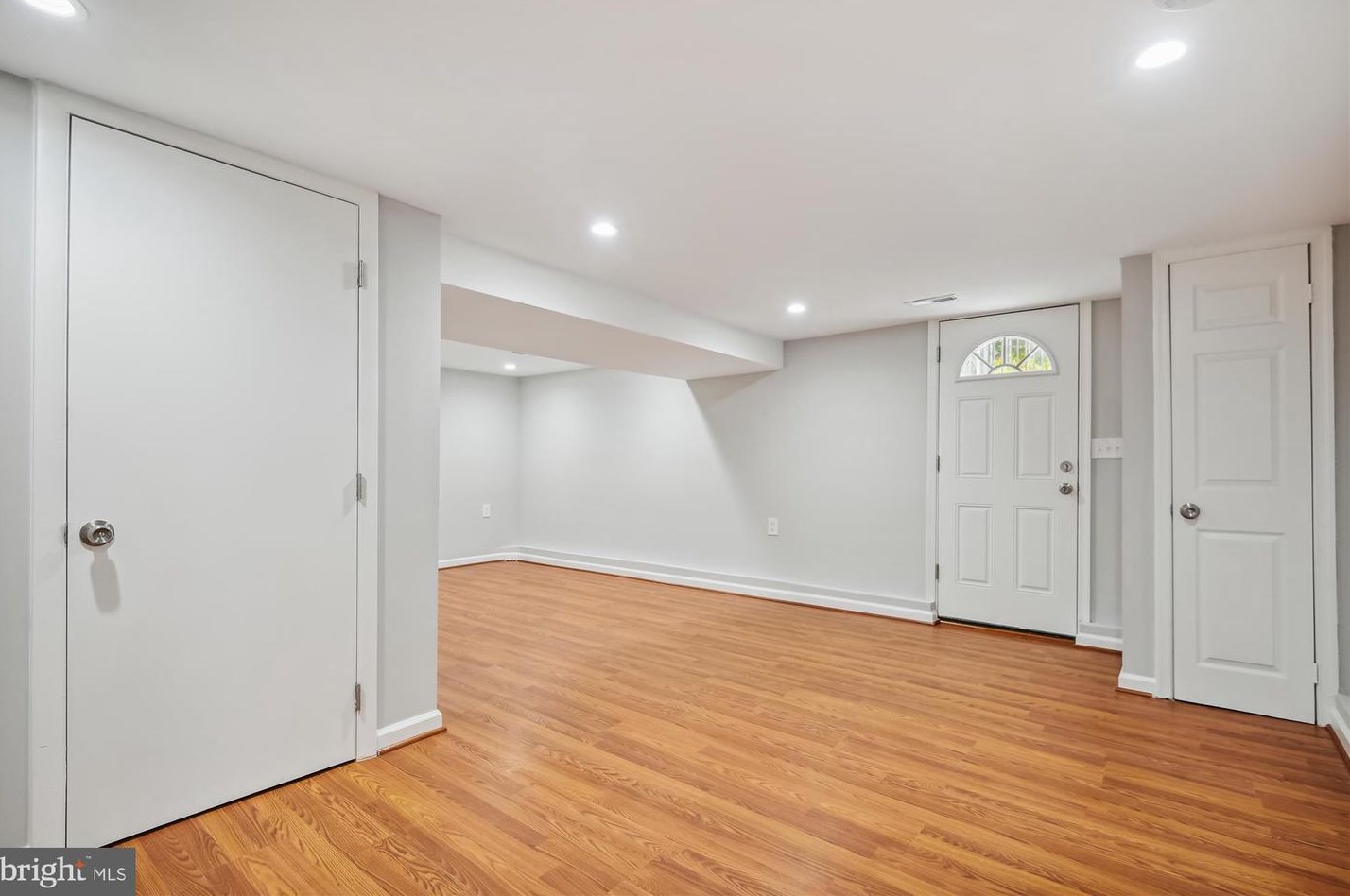 9 Dundalk Ave, Baltimore MD  21222-4222 exterior