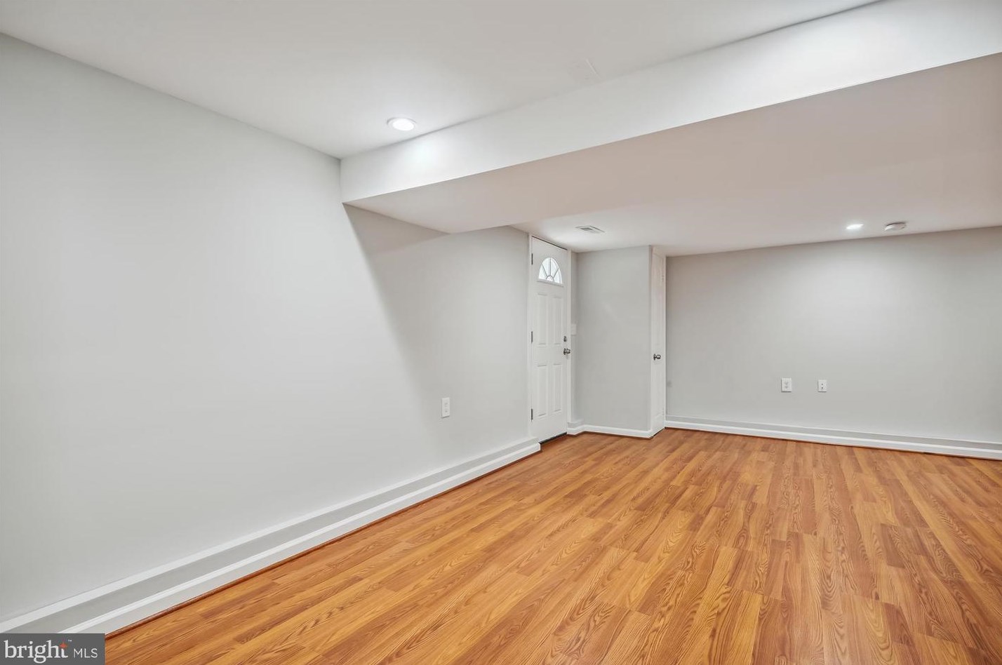 9 Dundalk Ave, Baltimore MD  21222-4222 exterior