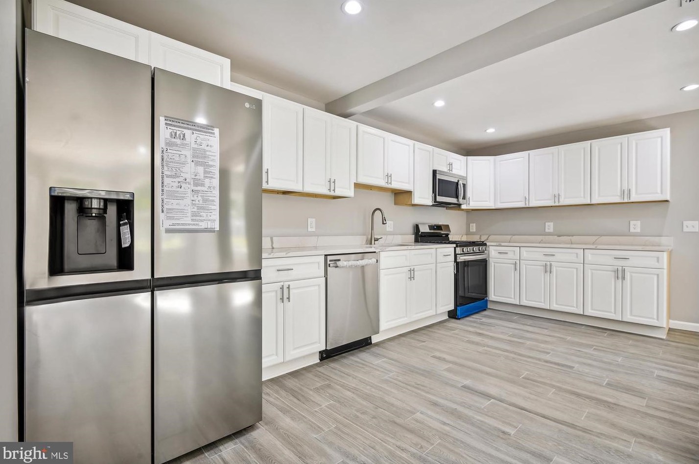 9 Dundalk Ave, Baltimore MD  21222-4222 exterior